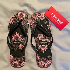 NEW WITH TAGS - Havaianas Flip Flops